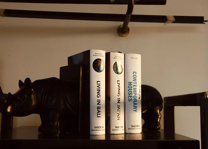 Container Luxussátor